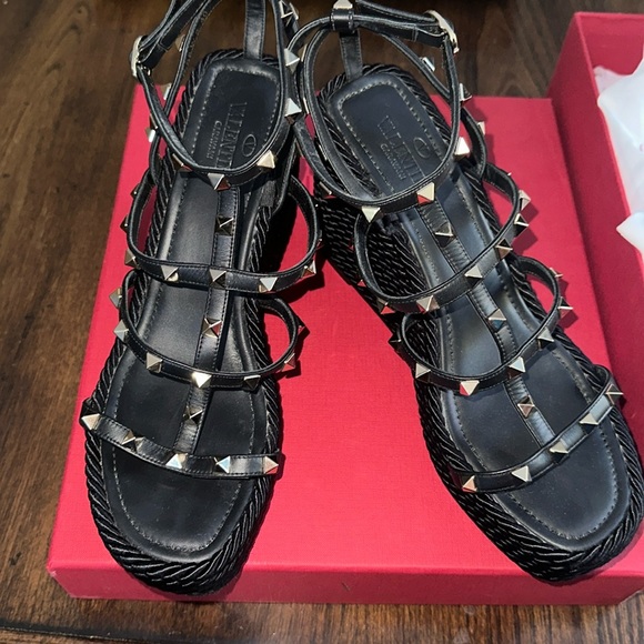 AuthenticValentino Garavani ROCKSTUD ANKLE STRAP WEDGE SANDAL - Picture 1 of 6